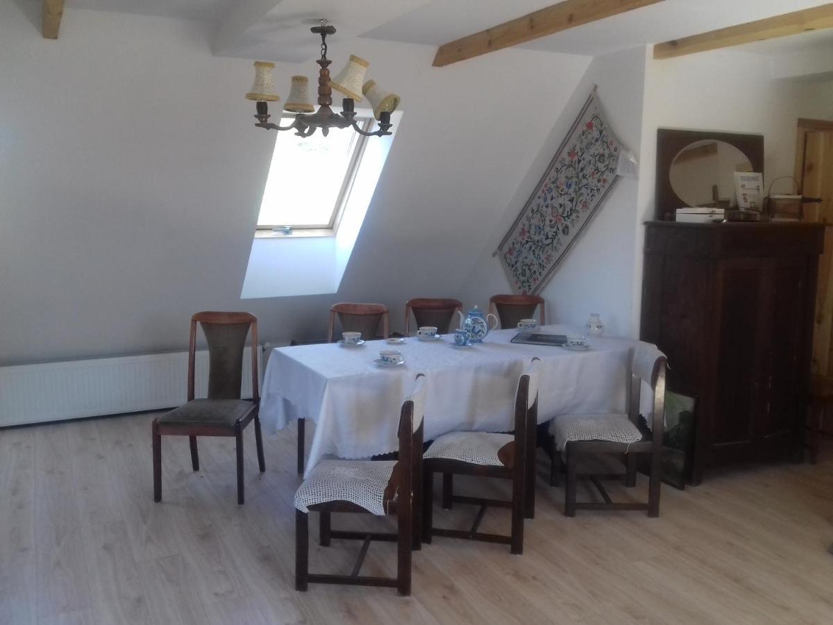 Izdebka W Zaciszu Bed & Breakfast Czarna Dabrowka Eksteriør bilde